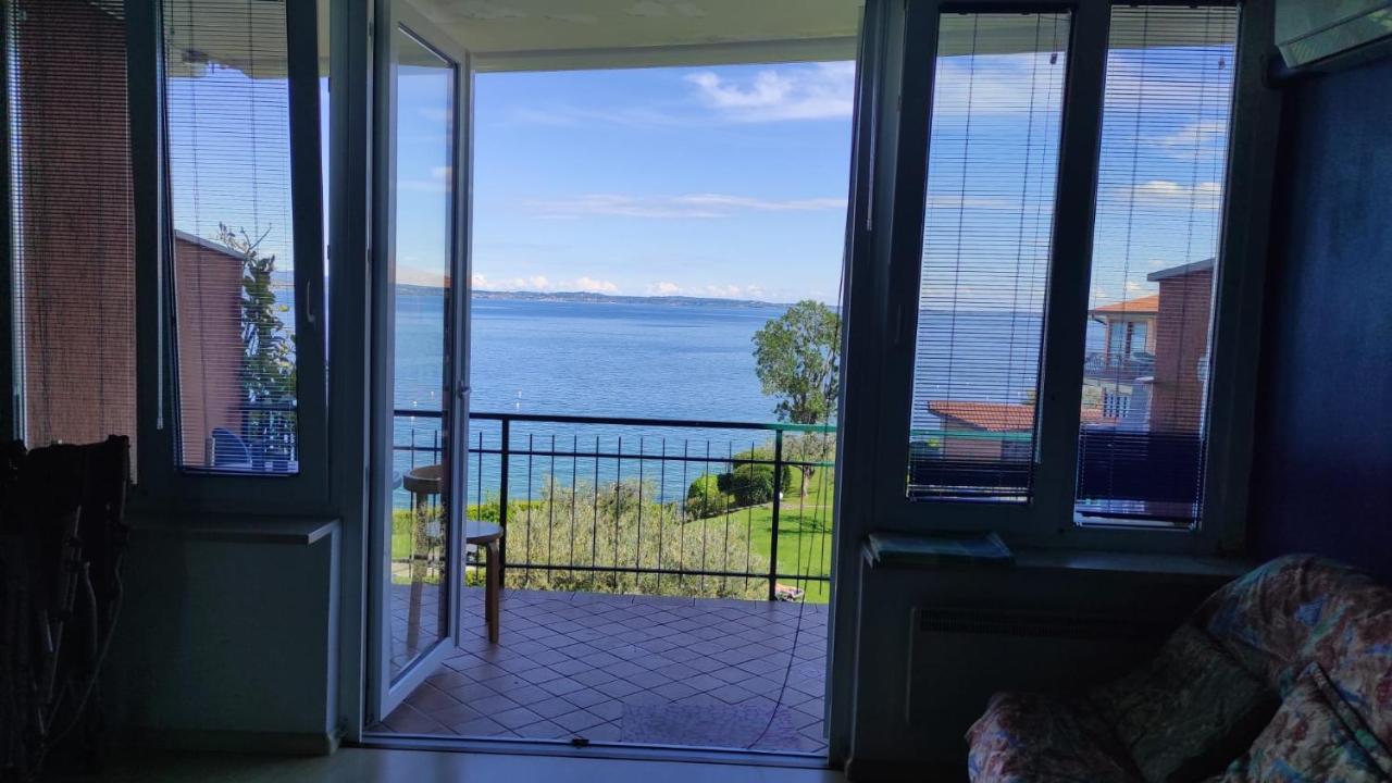 Front Lake Amazing View Manerba del Garda Extérieur photo